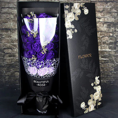 Seifenblumenstrauß mit 33 Rosen - Geschenkbox